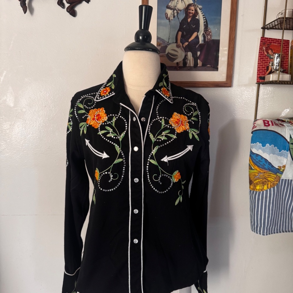 Vintage Panhandle Slim Women's Pearl Snap Button Up